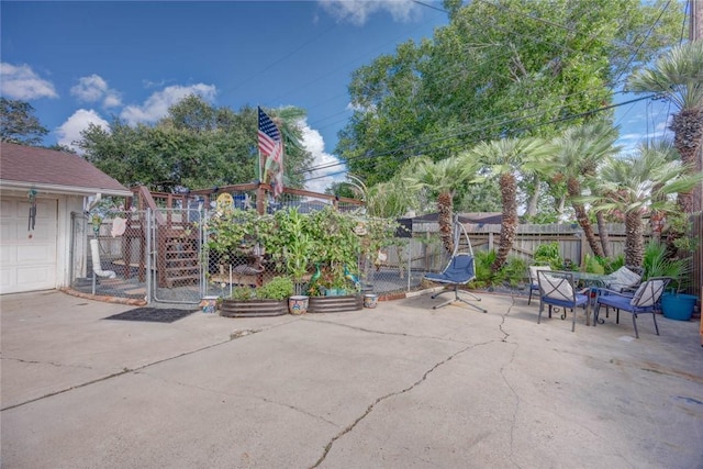 1038 Herndon St, Corpus Christi, TX 78411 - fenced backyard featuring a patio