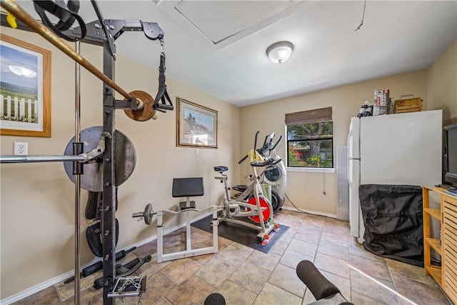 15641 Three Fathoms Bank Dr, Corpus Christi, TX 78418 - exercise room featuring baseboards