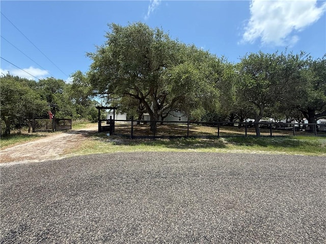 142 Vercie St, Rockport, TX 78382 - photo 4