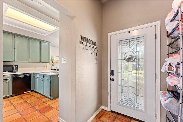 foyer featuring sink