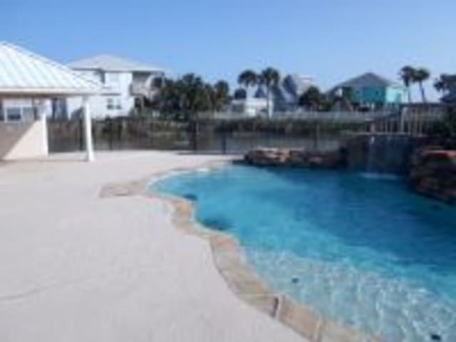 162 La Concha Blvd Unit 20, Port Aransas, TX 78373 - view of swimming pool