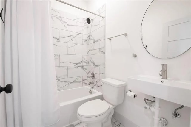 162 La Concha Blvd Unit 20, Port Aransas, TX 78373 - bathroom featuring shower / bath combination with curtain and toilet