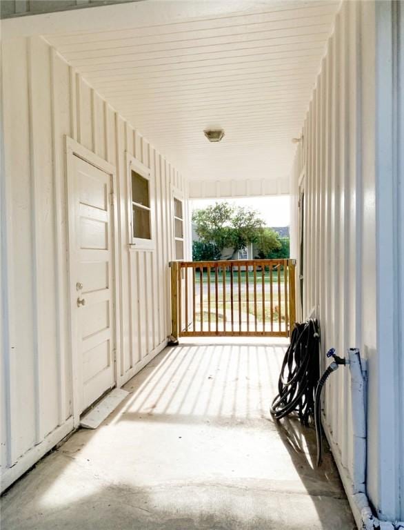 601 E Joyce St, Bishop, TX 78343 - view of wooden porch