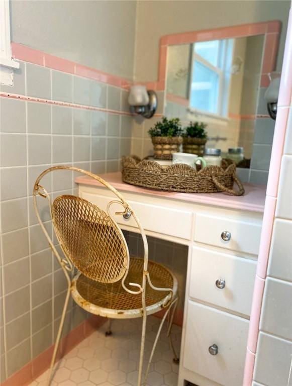 601 E Joyce St, Bishop, TX 78343 - bathroom with tile walls and tile patterned flooring