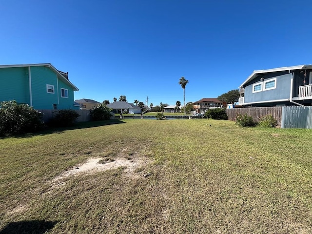 Listing photo 2 for 1859 Bay Shore Dr, Rockport TX 78382