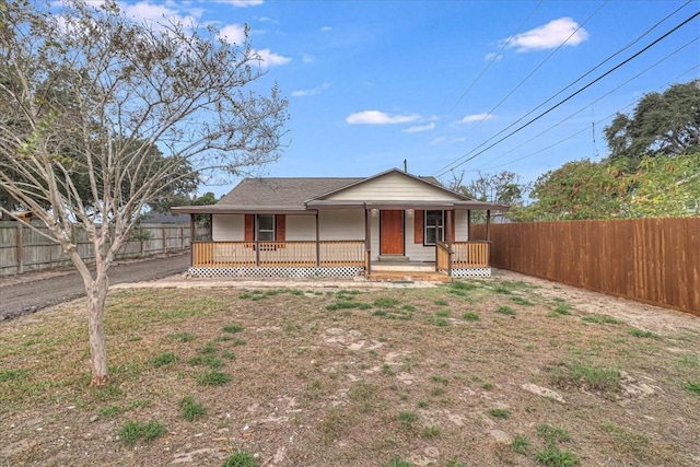 view of front of home featuring covered porch