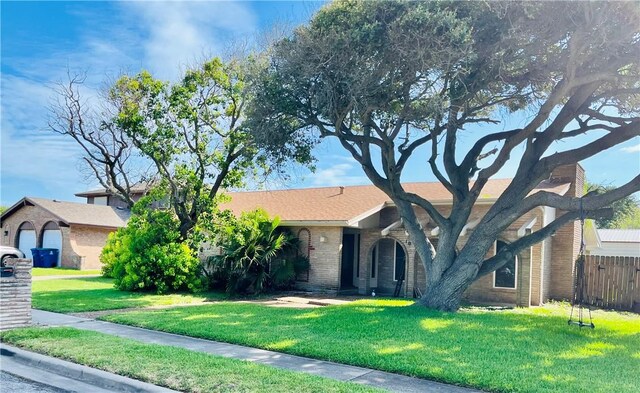 104 Poesta Dr, Portland, TX 78374 - photo 1