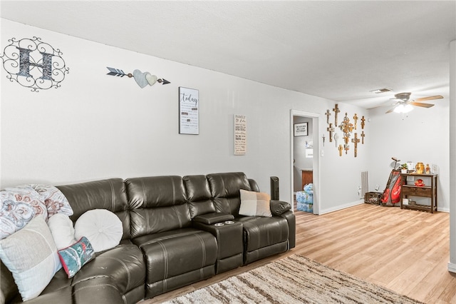 1011 Kleberg St, Alice, TX 78332 - photo 4