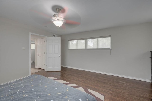 239 Purl Pl, Corpus Christi, TX 78412 - bedroom with wood finished floors and a ceiling fan
