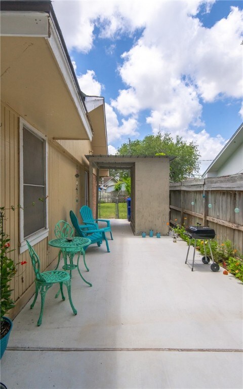 4009 Marion, Corpus Christi, TX 78411 - photo 16