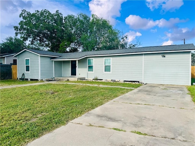 2514 Dwyer Dr, Corpus Christi, TX 78410 - single story home featuring driveway