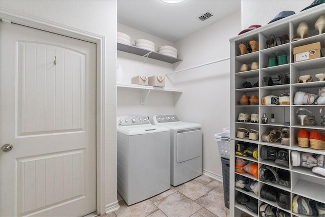 8129 Resplandor St, Corpus Christi, TX 78414 - clothes washing area featuring washing machine and dryer