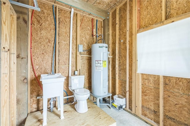 70 Belaire Dr, Rockport, TX 78382 - utility room with water heater