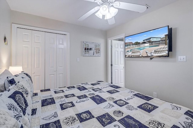 bedroom featuring a closet and ceiling fan