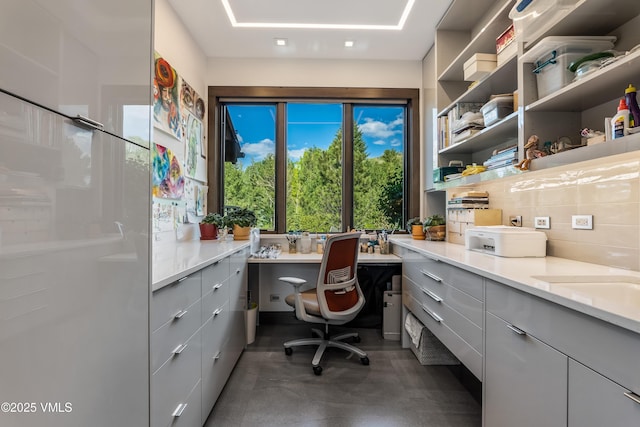 455 Old Creamery Rd, Edwards, CO 81632 - office space with built in desk and a sink
