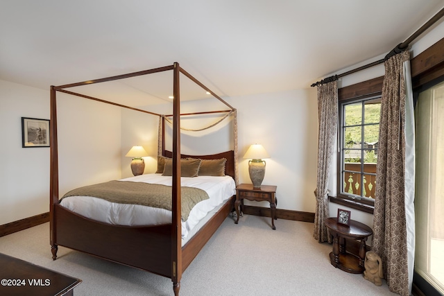 view of carpeted bedroom