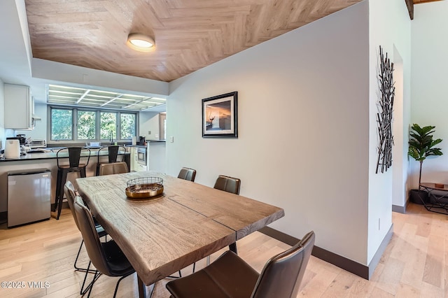1750 S Frontage Rd W Unit E-3, Vail, CO 81657 - dining space featuring light wood finished floors and baseboards