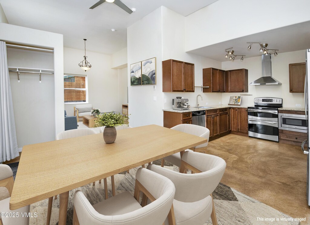 300 First St Unit B, Gypsum, CO 81637 - photo 4