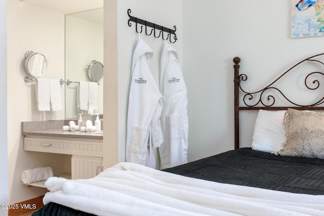 120 Offerson Rd Unit 2320, Beaver Creek, CO 81620 - bedroom featuring ensuite bathroom