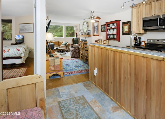 3931 Bighorn Rd Unit 5M, Vail, CO 81657 - photo 2