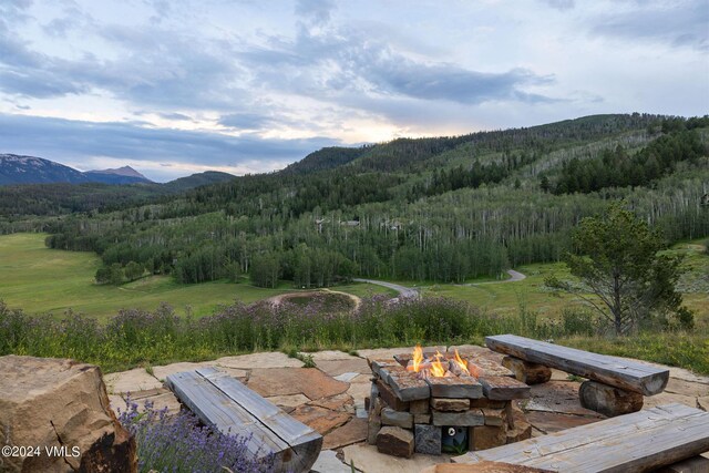 property view of mountains