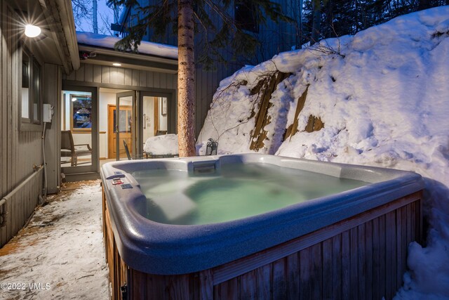 miscellaneous room featuring a hot tub