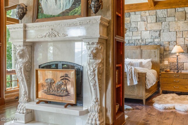 46 Jasmine, Avon, CO 81620 - detailed view of wood finished floors and a fireplace