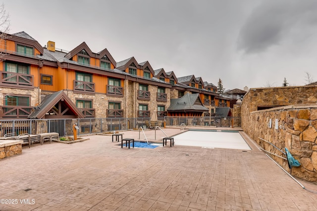 434 S Frontage Rd E Unit 403, Vail, CO 81657 - view of pool