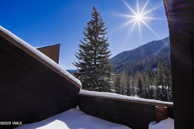 property view of mountains