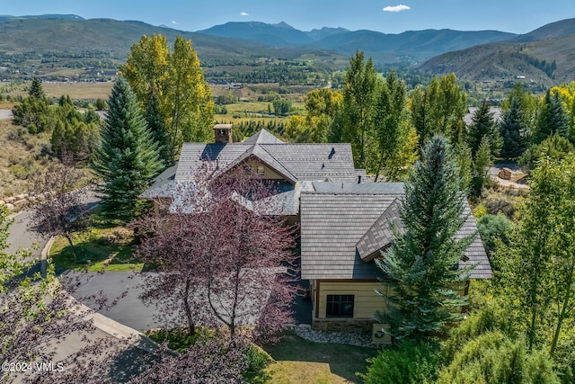 drone / aerial view with a mountain view