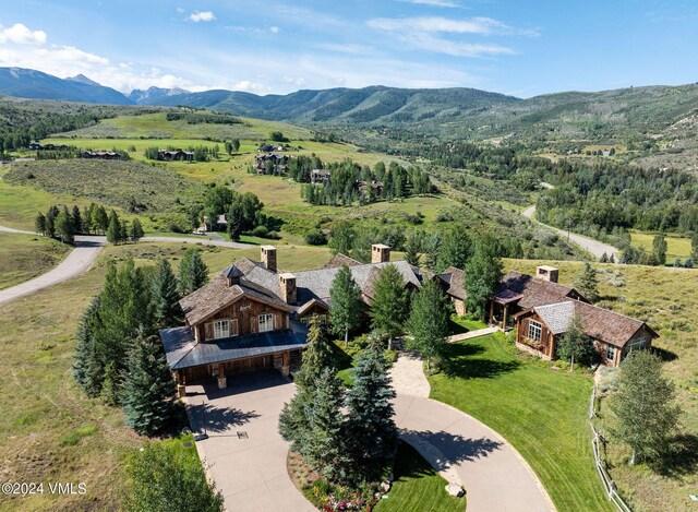 drone / aerial view with a mountain view