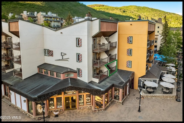 555 E Lionshead Cir Unit 207, Vail, CO 81657 - view of apartment building / complex with a mountain view