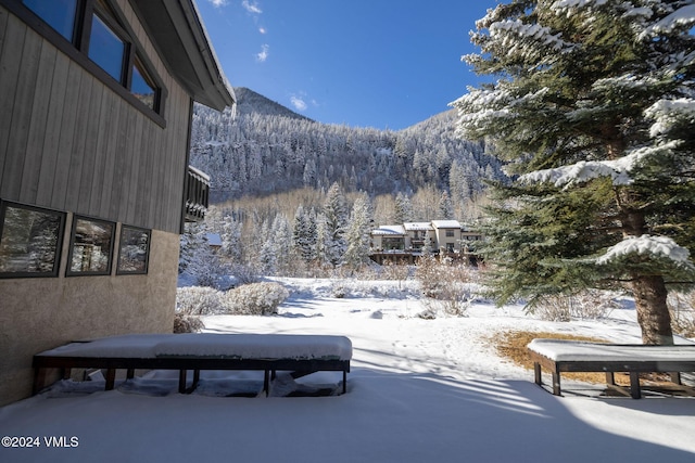 property view of mountains