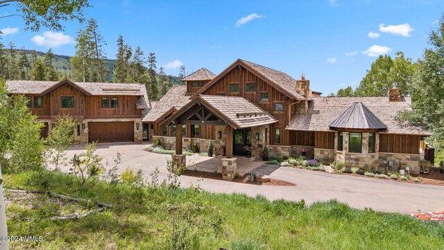 craftsman-style house with a garage