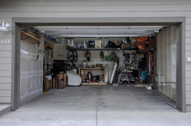404 Chickadee Ln, Gypsum, CO 81637 - view of garage