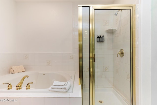 74 Cresta Rd Unit 110, Edwards, CO 81632 - bathroom with a shower stall and a garden tub