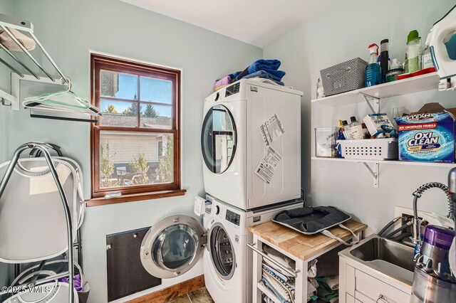 50 Bunker Way, Eagle, CO 81631 - laundry area with a sink, laundry area, and stacked washer / drying machine