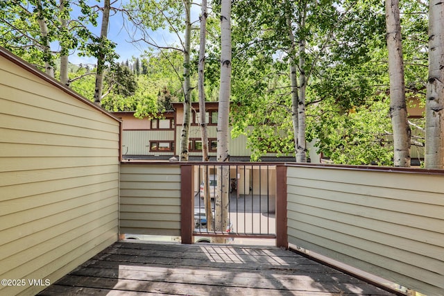 2540 Kinnikinnick Rd Unit G-2, Vail, CO 81657 - view of wooden terrace