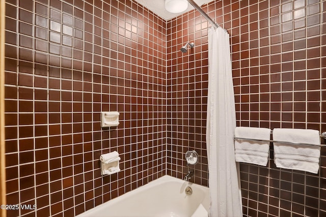 120 Offerson Unit 5160, Beaver Creek, CO 81620 - bathroom with shower / bathtub combination with curtain