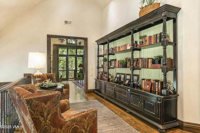179 S Fairway Dr, Beaver Creek, CO 81620 - sitting room with wood finished floors and high vaulted ceiling
