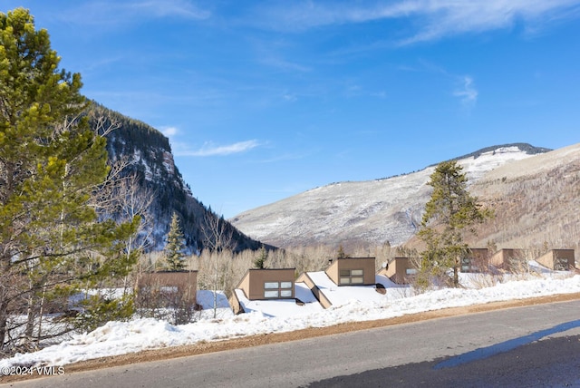 property view of mountains