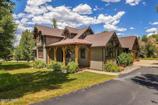 674 Hernage Creek Rd, Eagle, CO 81631 - view of front of house with a front yard