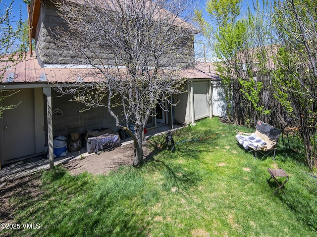 409 Washington St, Eagle, CO 81631 - rear view of property with a yard