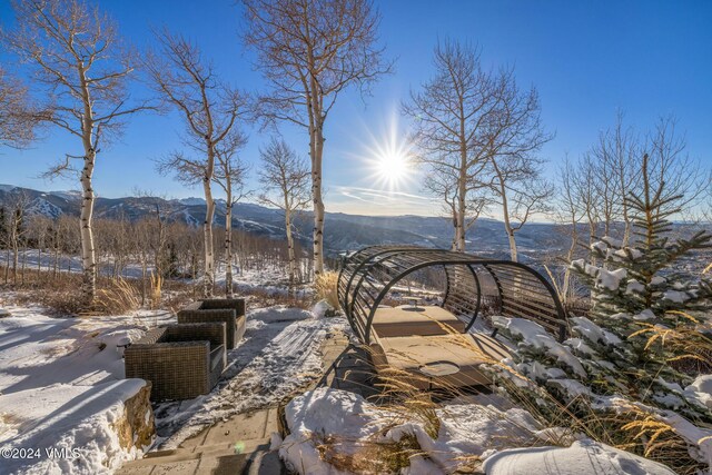 property view of mountains