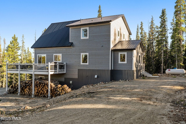 408 El Lobo Ln, Fairplay, CO 80440 - back of property featuring a metal roof and a deck