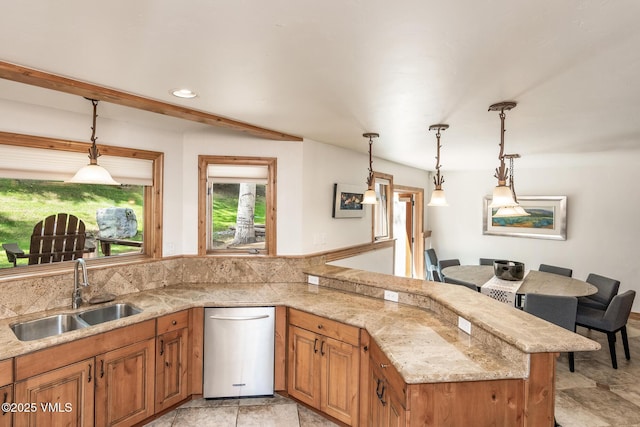 1635 Golf Ter Unit 29, Vail, CO 81657 - photo 7
