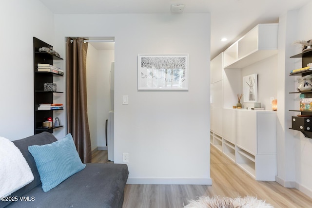 1552 Matterhorn Cir Unit 9, Vail, CO 81657 - bedroom featuring light wood finished floors, baseboards, and recessed lighting