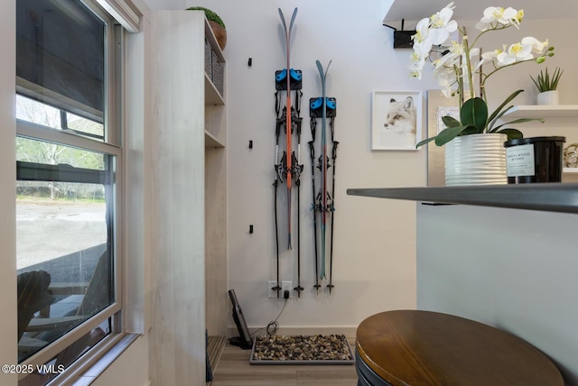 1552 Matterhorn Cir Unit 9, Vail, CO 81657 - kitchen with open shelves and baseboards