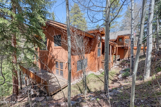view of home's exterior