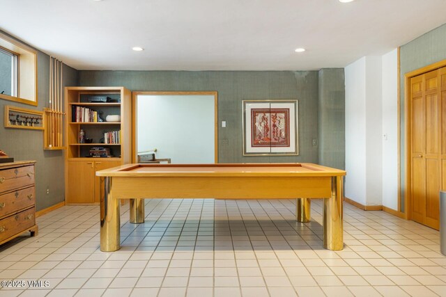 recreation room featuring light tile patterned flooring